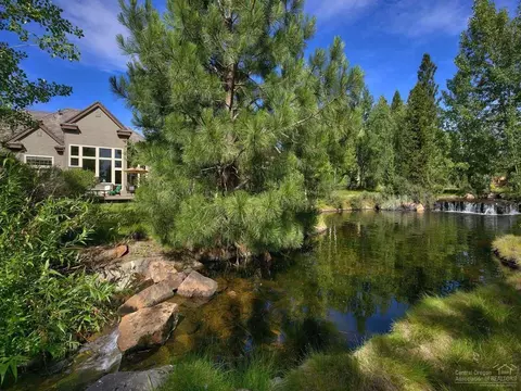 61836 Fall Creek Loop, Bend, OR 97702 photo 23