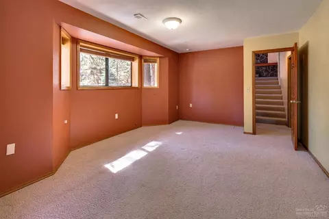 60235 E Ridgeview Dr, Bend, OR 97702 photo 13
