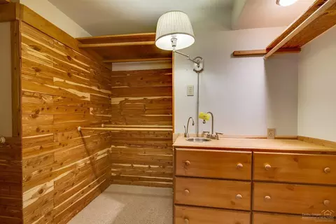 60235 E Ridgeview Dr, Bend, OR 97702 photo 18