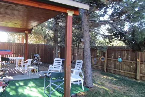 16461 Riley Dr, La Pine, OR 97739 photo 12