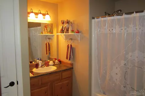 16461 Riley Dr, La Pine, OR 97739 photo 7