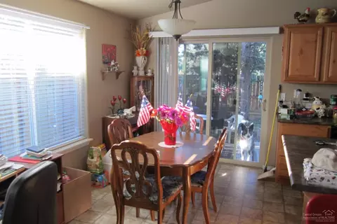 16461 Riley Dr, La Pine, OR 97739 photo 5
