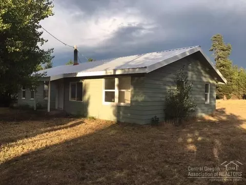 317 Bonner Ln, Crescent, OR 97733 photo 2