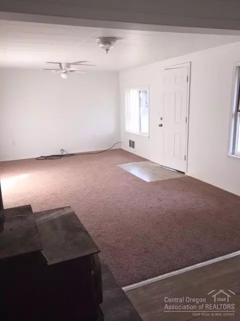 317 Bonner Ln, Crescent, OR 97733 photo 7