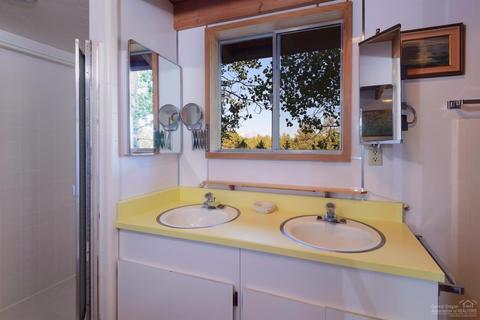 64845 Allen Rd, Bend, OR 97703 photo 12