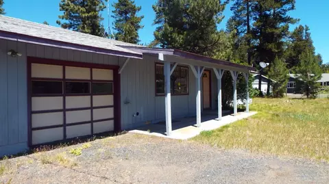 53934 6th St, La Pine, OR 97739 photo 1
