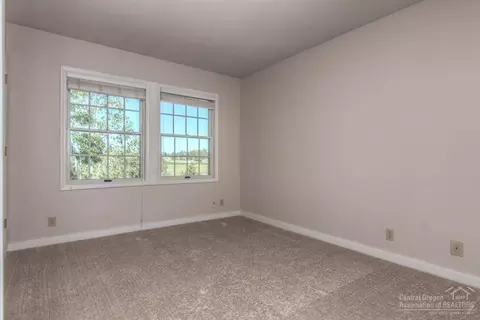 22680 Crest View Ln, Bend, OR 97702 photo 16