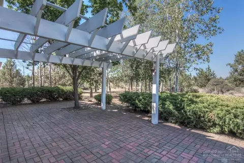 22680 Crest View Ln, Bend, OR 97702 photo 20