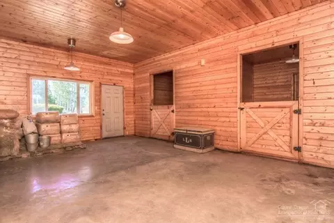 22680 Crest View Ln, Bend, OR 97702 photo 22