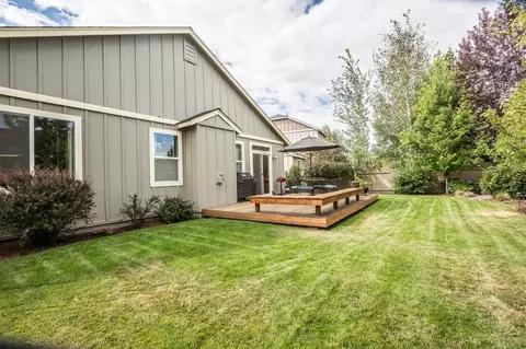 19560 Sager Loop, Bend, OR 97702 photo 13