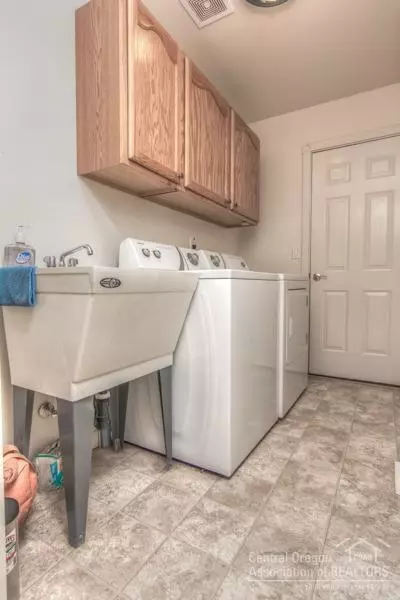 20967 Spinnaker St, Bend, OR 97701 photo 20