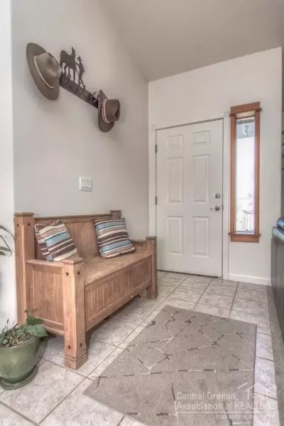 20967 Spinnaker St, Bend, OR 97701 photo 5
