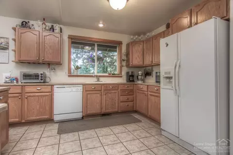 20967 Spinnaker St, Bend, OR 97701 photo 12