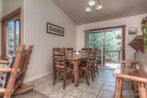 20967 Spinnaker St, Bend, OR 97701 photo 9