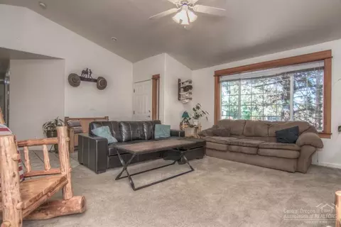 20967 Spinnaker St, Bend, OR 97701 photo 7