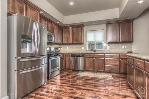 21375 Nolan Ct, Bend, OR 97701 photo 12
