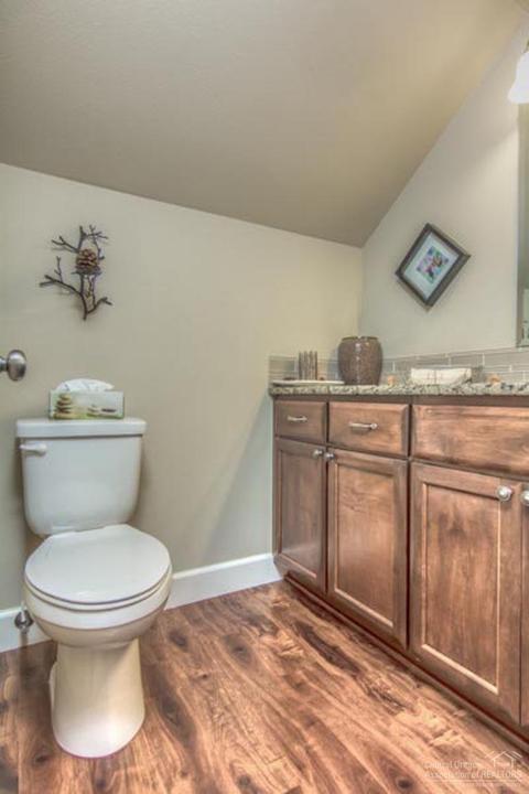 21375 Nolan Ct, Bend, OR 97701 photo 13
