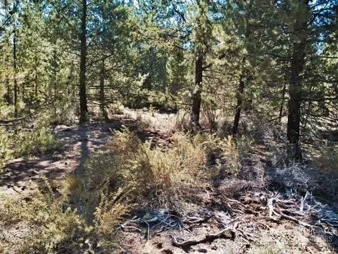 52660 Day Rd, La Pine, OR 97739 photo 3