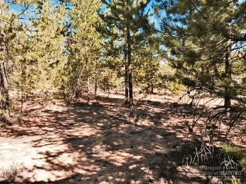 52660 Day Rd, La Pine, OR 97739 photo 9
