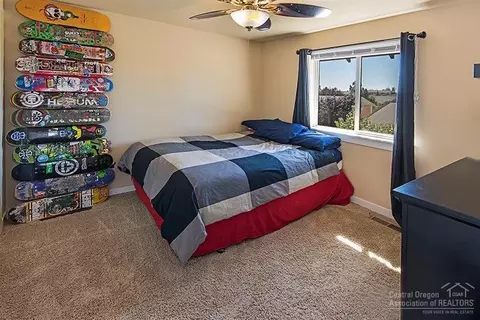63368 Lamoine Ln, Bend, OR 97701 photo 13