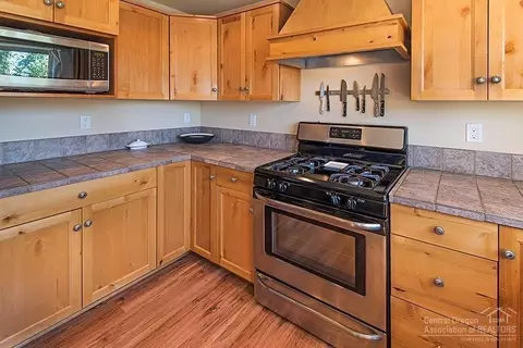 63368 Lamoine Ln, Bend, OR 97701 photo 7