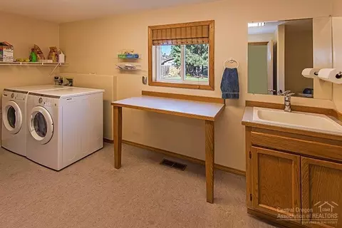 20897 King David Ave, Bend, OR 97702 photo 15