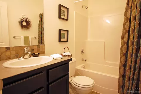 21130 Thomas Dr, Bend, OR 97702 photo 8