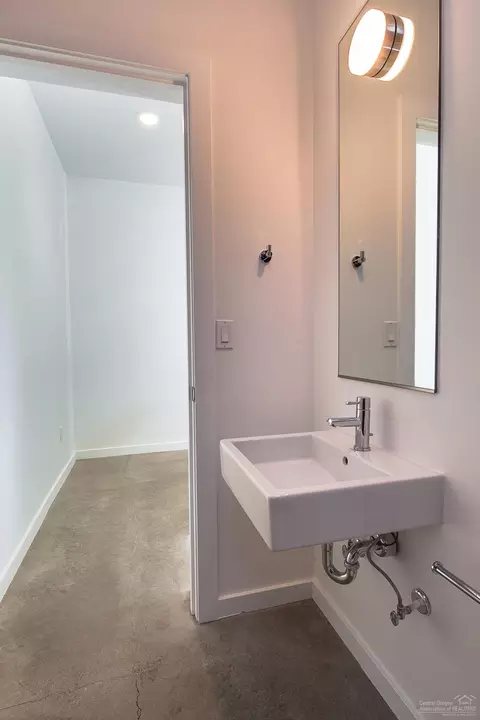 55 SW Wall St #2, Bend, OR 97702 photo 23