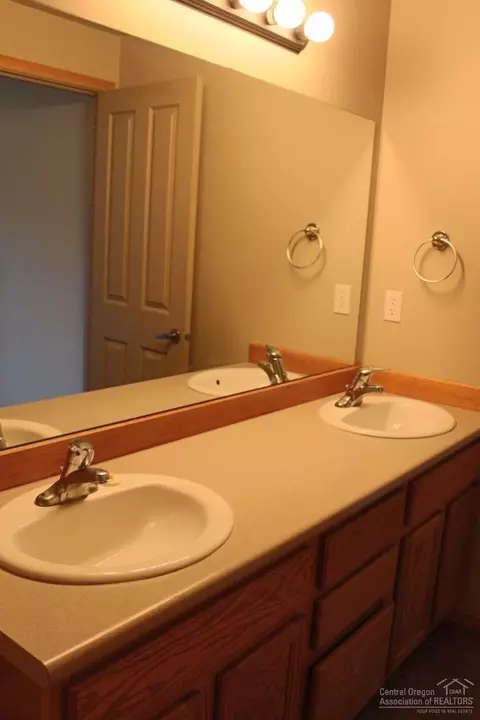 16430 Cassidy Ct, La Pine, OR 97739 photo 11