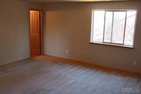 16430 Cassidy Ct, La Pine, OR 97739 photo 9