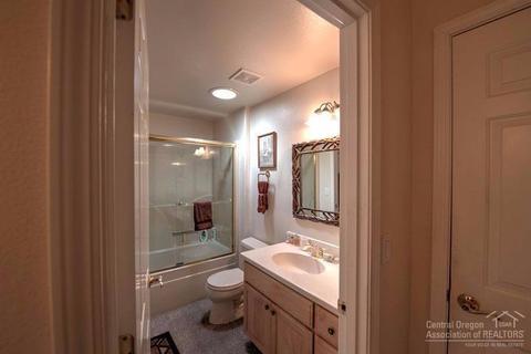 20445 Keystone Ct, Bend, OR 97702 photo 22