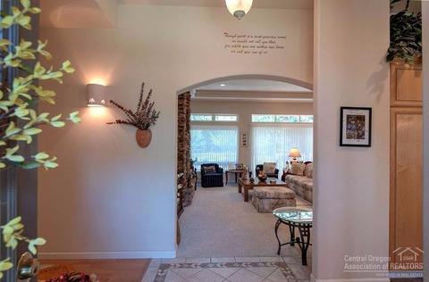 20445 Keystone Ct, Bend, OR 97702 photo 5