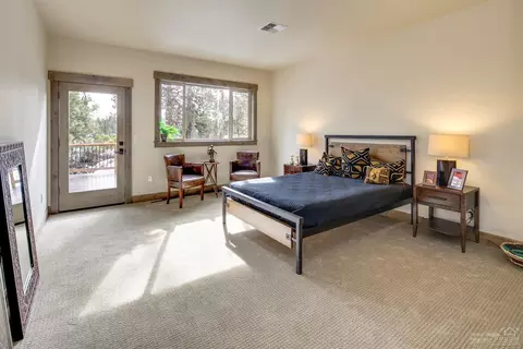 60454 Snap Shot Loop, Bend, OR 97702 photo 19
