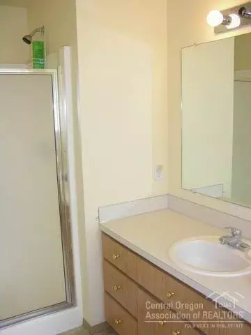 15980 Frances Ln, La Pine, OR 97739 photo 10