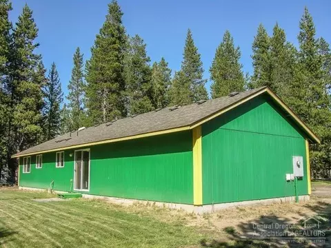 15980 Frances Ln, La Pine, OR 97739 photo 11