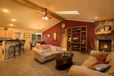 17000 Glendale Rd, Bend, OR 97707 photo 1