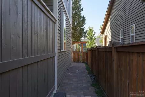 61397 Fairfield Dr, Bend, OR 97702 photo 23