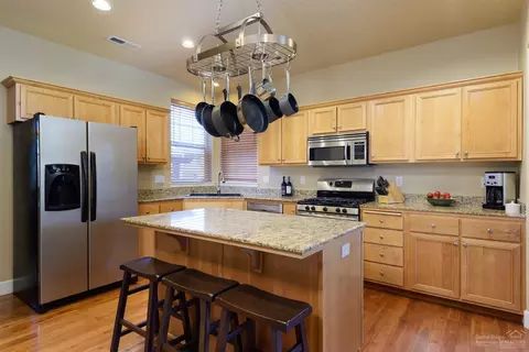 61397 Fairfield Dr, Bend, OR 97702 photo 7