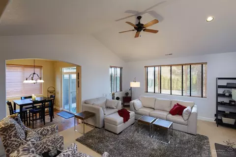 61397 Fairfield Dr, Bend, OR 97702 photo 6