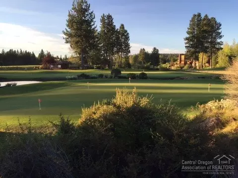 61631 Tam Mcarthur Loop, Bend, OR 97702 photo 2