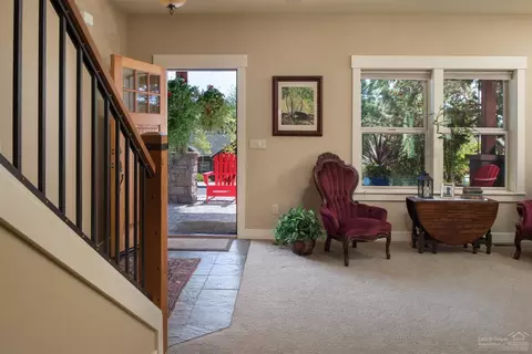 61427 Elder Ridge St, Bend, OR 97702 photo 2
