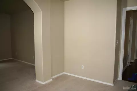 20173 Lora Ln, Bend, OR 97702 photo 16