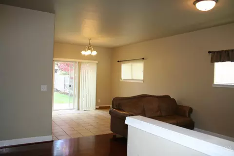 20173 Lora Ln, Bend, OR 97702 photo 3