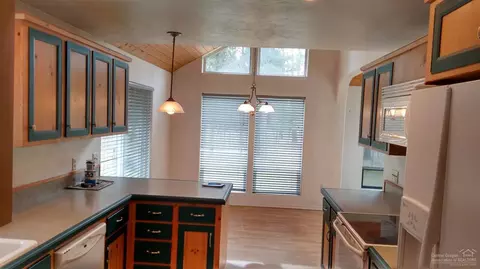 16048 Dawn Rd, La Pine, OR 97739 photo 9