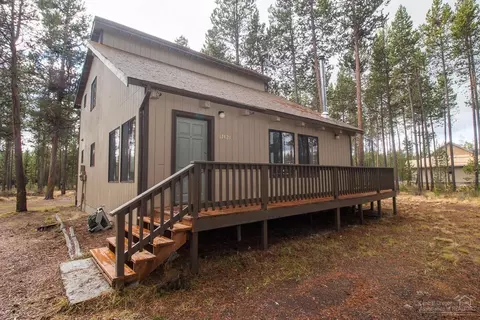 17421 Killdeer Dr, Bend, OR 97707 photo 2
