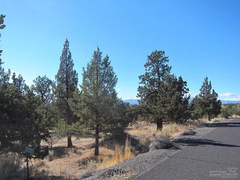 21121 Robin Ave, Bend, OR 97703 photo 4