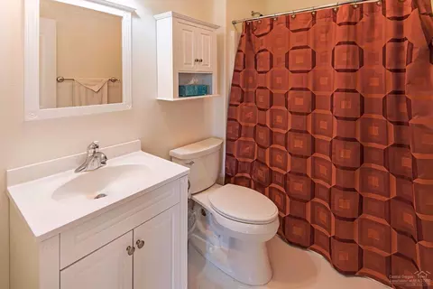 21485 Bradetich Loop, Bend, OR 97701 photo 12