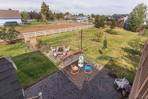 21485 Bradetich Loop, Bend, OR 97701 photo 15