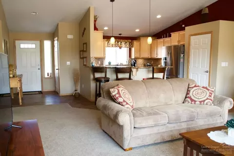 25221 Deer Ln, Bend, OR 97701 photo 6
