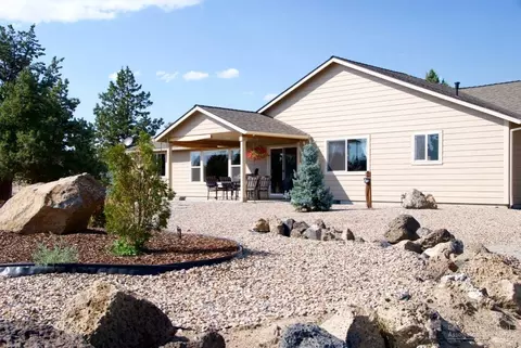 25221 Deer Ln, Bend, OR 97701 photo 1